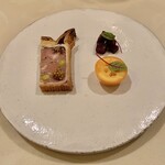 La Cueillette - 一皿目、豚のパテ。
