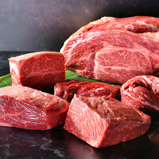 【极品】 A4~A5等级的优质肉类，以实惠的价格提供给您。