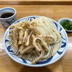 手打うどん はりや - いか天ざるうどん（900円）