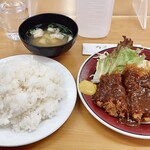Ajiichi - 国産牛ビフカツ1,200円 ご飯大盛り＋60円