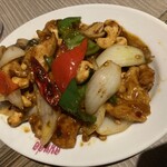 タイ料理 コンロウ - 鶏肉のカシューナッツ炒め