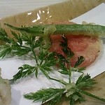 鈴音 - 天麩羅・人参・インゲン・タラの芽
                                3000コースの1品