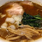 らぁめんや やしげる - 炙り煮干しらぁめん