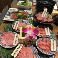 炭火焼肉 伏見屋 飛騨牛別邸 - 