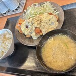 Karayama - チキン南蛮定食