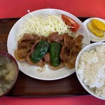 Rairai Tei - 生姜焼定食