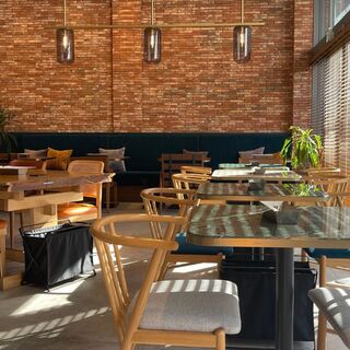 THE base ASAKAYAMA CAFE DINING_2
