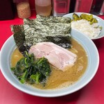 家系ラーメン 武将家 - らーめん並850円＋ライス無料