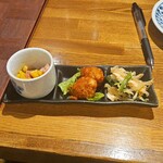 地鶏屋 よかろうもん - 