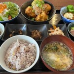 Cafe La Collina - 料理写真:野菜たっぷり！里山ランチ