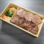 [MIX Yakiniku (Grilled meat) Bento (boxed lunch)] Regular tongue and regular skirt steak Bento (boxed lunch)