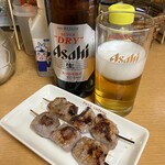 立呑処 たらちゃん - 料理写真:瓶ビールと牛サンカク