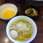 とものもと - まぜそば(1000円)
            味玉(150円)
            
            チャーシューご飯(350円)