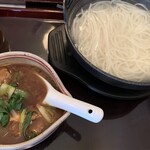 五島うどんと酒菜 はちびら - カレーつけうどん