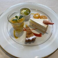 ラ・グランターブル ドゥ キタムラ - デザートの一例です。(この前にジェラートが出てきました)