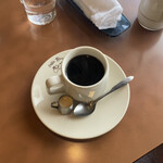 オンリー - ソーサーにも店名が♡