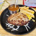 昭和町ボストン - ちょっと小ぶりなハンバーグのお得な990円ランチ♡