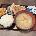 SAPPORO餃子製造所 - 大粒餃子ザンギ定食900円