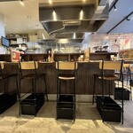 Sapporo Gyouza Seizoushiyo Sapporo Eki Nishiten - 店内