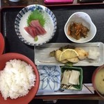 とり福 - 日替り定食 600円