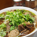 ソンポーン - ガオラオ
      