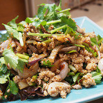 ソンポーン - ラープ クルアンナイ