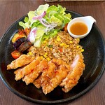 高倉町珈琲 - ホットチキンスイートチリソースプレート