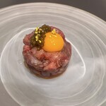 煌 焼肉 - 金のユッケ