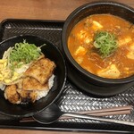 カルビ丼とスン豆腐専門店 韓丼 - 上てっちゃん丼（小）+牛すじ肉スン豆腐
            　1,210円