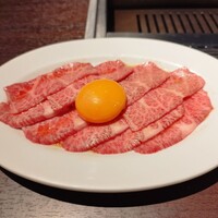 焼肉 じゅん - 特上牛刺しユッケ2880円