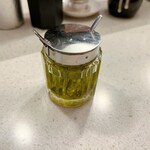 SHRIMP NOODLE 海老ポタ - 卓上調味料のバジルオイル