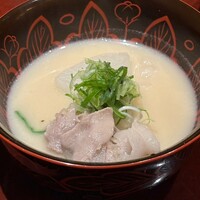 青蓮院門跡前 月おか - 