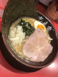 Yokohama Ie Kei Ramen Kouraiya - 