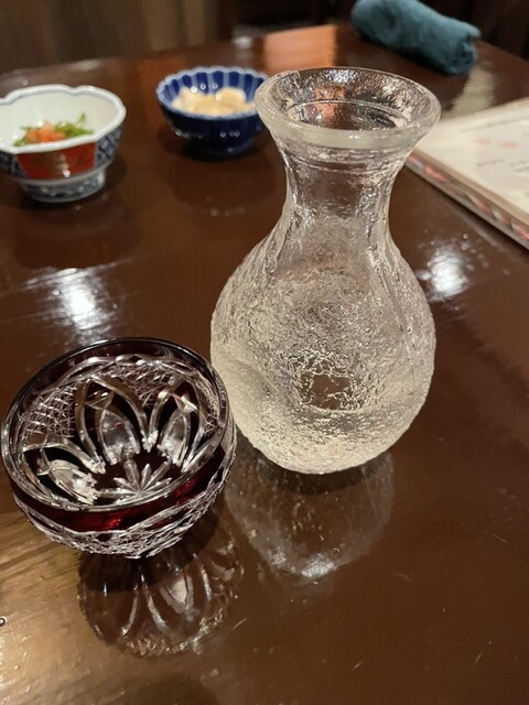 ちはやふる 本八戸｜八戸の居酒屋で郷土料理と地酒を満喫