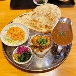 SPICY CURRY KUSUKUSU - 