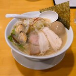 Menya Ishibashi - 貝出汁ラーメン+玉子