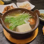 Usagiya - 寒い日だったので、湯豆腐も追加