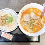 寿がきや - 肉入赤ラーメン単品　990円→490円
            チャーシュー丼　350円→170円