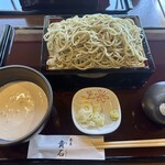 蕎麦貴石 - つけ汁に豆腐は初めての体験