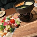 蜂蜜とチーズ BEEHOUSE 池袋店 - 