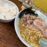 家系ラーメン まこと家 - 