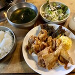 Zenshuuya - 唐揚げ定食＝600円