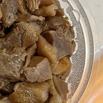 地鶏食堂 曲渕店 - 種鶏の煮しめ１パック500円　右