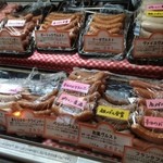 デリカテッセン　ゼーホフ工房  - 個性的なソーセージがたくさんあります