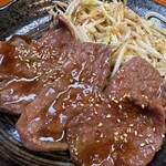 肉とともに滅ぶ - 