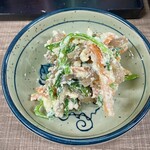 世界長 新開地直売所 - 菊菜の白和え 280円。