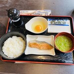 資さんうどん - 鮭定食560円