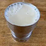 巡るインド - カルダモンラッシー（ハーフ）