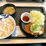 238427600 - 鬼おろしポン酢ロースかつ定食