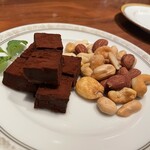 バーラウンジ・アイ - 